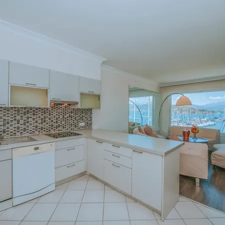 Апартаменты Marina House Apart With Sea View